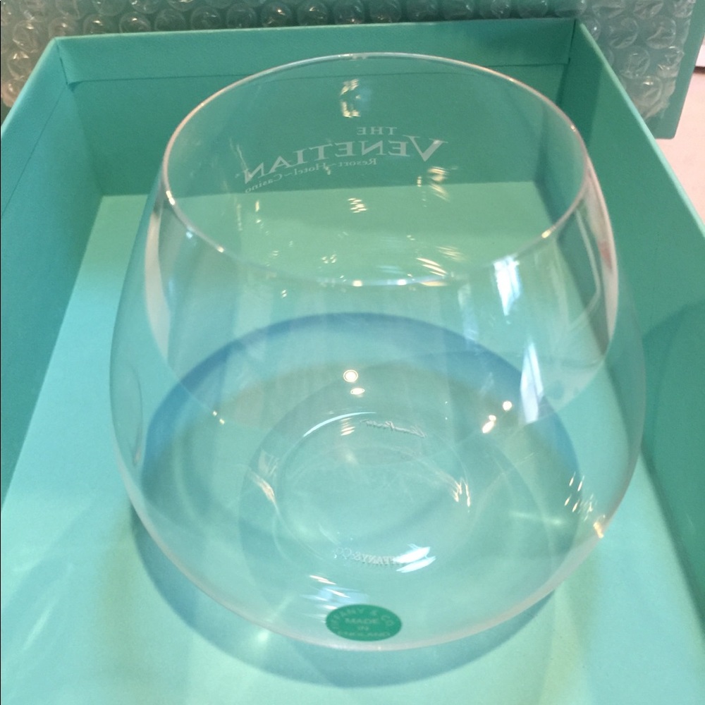 Brand new Tiffany & Co Set of 2 Glassware